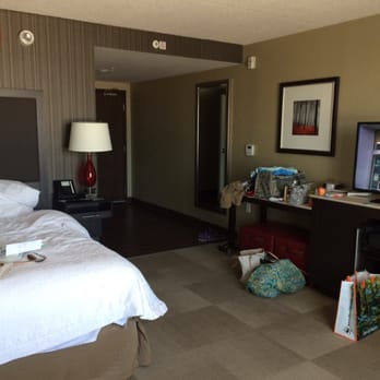 Hampton Inn & Suites by Hilton Toronto Markham - Hotels Near Me - Markham, Ontario Hampton Inn & Suites by Hilton Toronto Markham - Hotels Near Me - Markham, Ontario