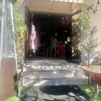 Little Snitch - Breakfast & Brunch Near Me - Scottsdale, Arizona Little Snitch - Breakfast & Brunch Near Me - Scottsdale, Arizona