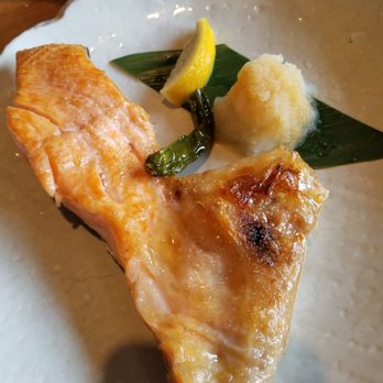 Ototo - Salmon collar - Japanese Near Me - Denver, Colorado