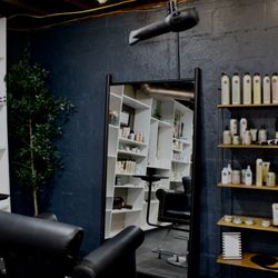 Avant Jolie Salon Boutique