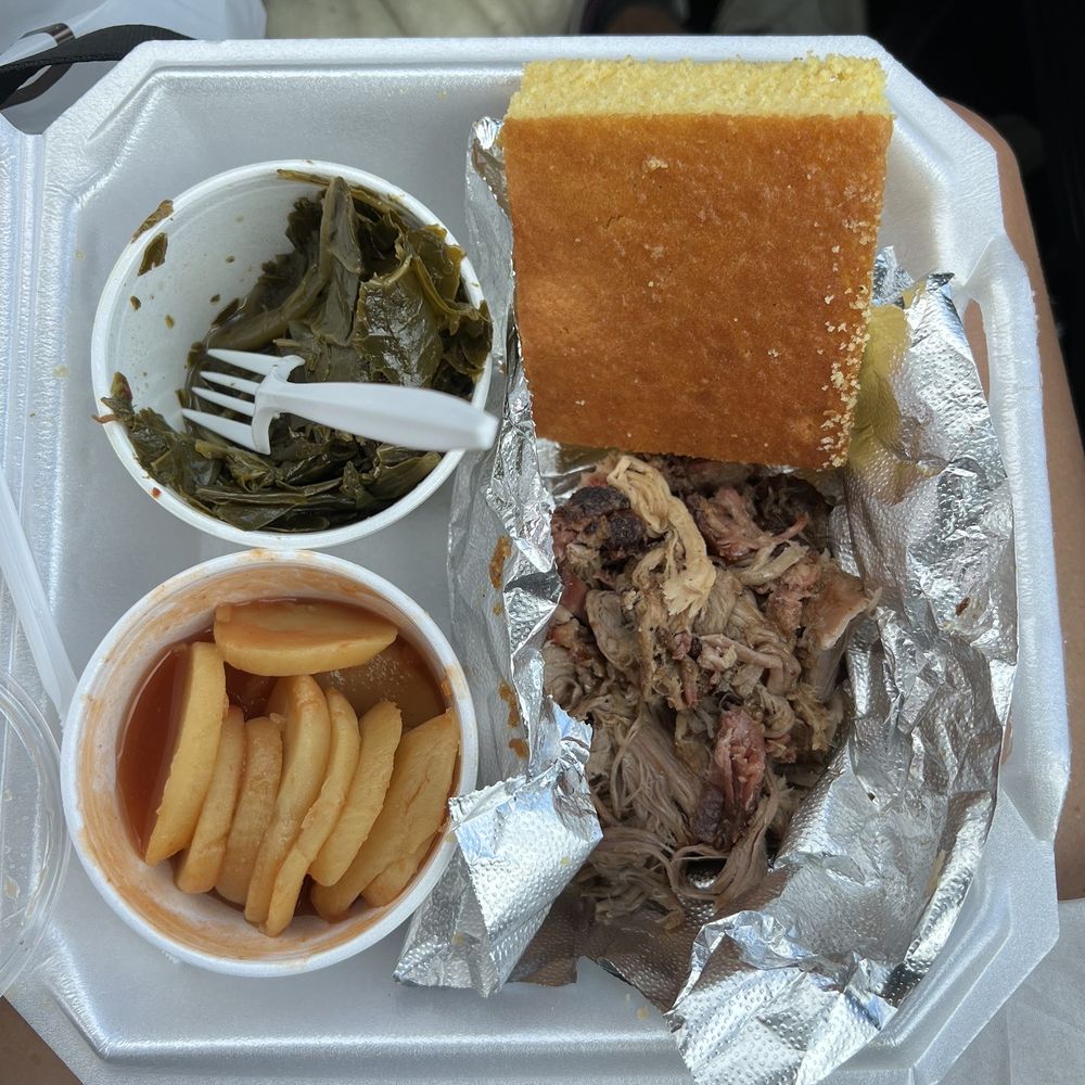 The Redneck BBQ Lab - Pulled Pork, BBQ Potatoes, Collards, Cornbread - Barbeque Near Me - Benson, North Carolina The Redneck BBQ Lab - Pulled Pork, BBQ Potatoes, Collards, Cornbread - Barbeque Near Me - Benson, North Carolina