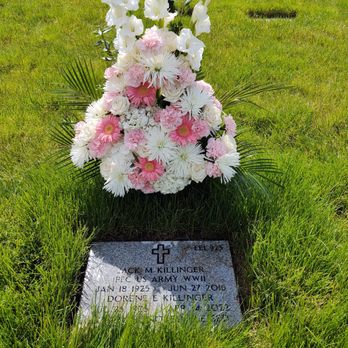 Marina's Flowers - Arrangement for moms memorial service. - Florists Near Me Marina's Flowers - Arrangement for moms memorial service. - Florists Near Me