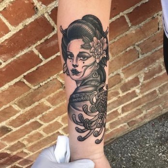 Handmade Tattoo - Tattoo Near Me - Santa Paula, California