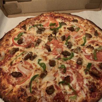 Leonardo’s Pizzeria - Italian pizza - Pizza Near Me - Weymouth, Massachusetts Leonardo’s Pizzeria - Italian pizza - Pizza Near Me - Weymouth, Massachusetts