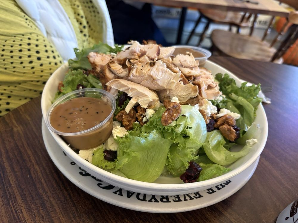 The Everyday Cafe & Pub