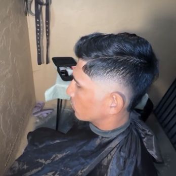 Güero Blendz - Men's Hair Salons Near Me - Yuba City, California Güero Blendz - Men's Hair Salons Near Me - Yuba City, California