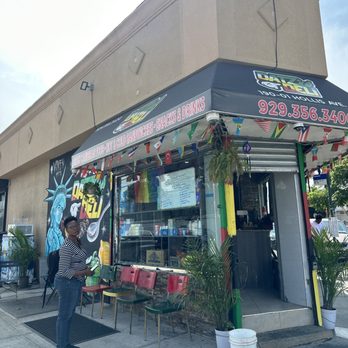 Datz Deli - outside - Caribbean Near Me - Hollis, New York Datz Deli - outside - Caribbean Near Me - Hollis, New York
