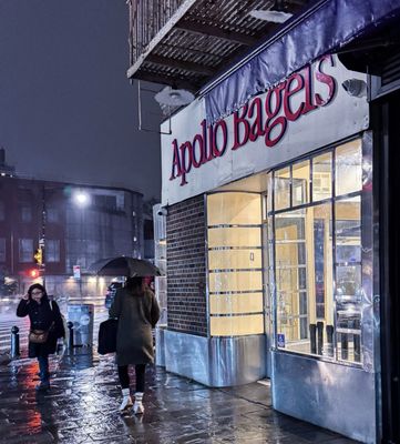 Apollo Bagels by null