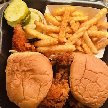 Dave's Hot Chicken - Two sliders combo - Chicken Shop Near Me - Greenville, South Carolina Dave's Hot Chicken - Two sliders combo - Chicken Shop Near Me - Greenville, South Carolina