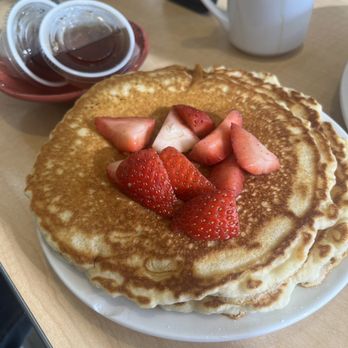 Peach's Restaurant - Side of Strawberry Pancakes - American Near Me - Chicago, Illinois