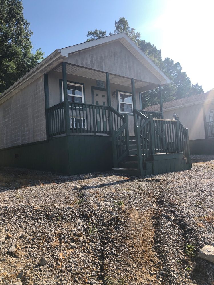 GREEN RIVER LODGE Updated September 2024 102 Sawmill Rd,