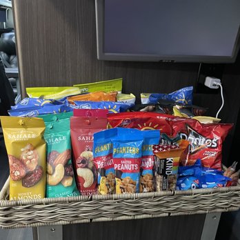 Vonlane - Complimentary snack tray that the stewardess brings around multiple times - Buses Near Me - Dallas, Texas Vonlane - Complimentary snack tray that the stewardess brings around multiple times - Buses Near Me - Dallas, Texas