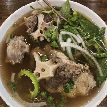 Pho 805 - Pho noodles with oxtail - Vietnamese Near Me - Arroyo Grande, California