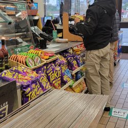 This employee didn't know that the covid 19 is not over