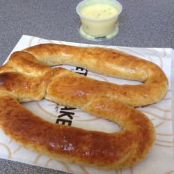 Pretzelmaker