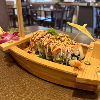 Suki Sushi - Sushi Bars Near Me - Sugar Land, Texas Suki Sushi - Sushi Bars Near Me - Sugar Land, Texas
