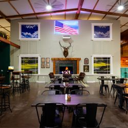 Par 4 N More - Newly remodeled dining room!