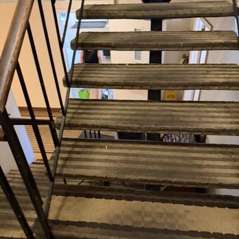 Coral Reef Inn & Suites - Interactive Floor Artistry - Hotels Near Me - Alameda, California Coral Reef Inn & Suites - Interactive Floor Artistry - Hotels Near Me - Alameda, California