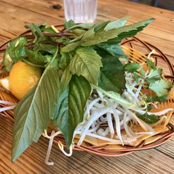 Pho Viet Number One - Peachtree - 葉っぱ