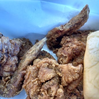 Ingles Market - Chicken wings and a dinner roll. - Grocery Near Me - Canton, Georgia Ingles Market - Chicken wings and a dinner roll. - Grocery Near Me - Canton, Georgia