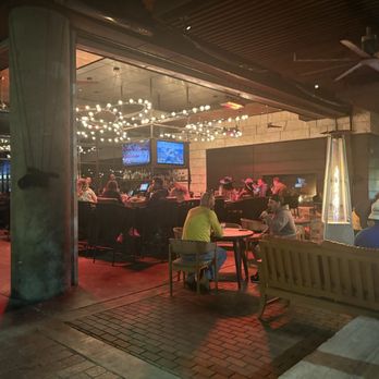 Corner Restaurant - The outdoor bar - Bars Near Me - Austin, Texas