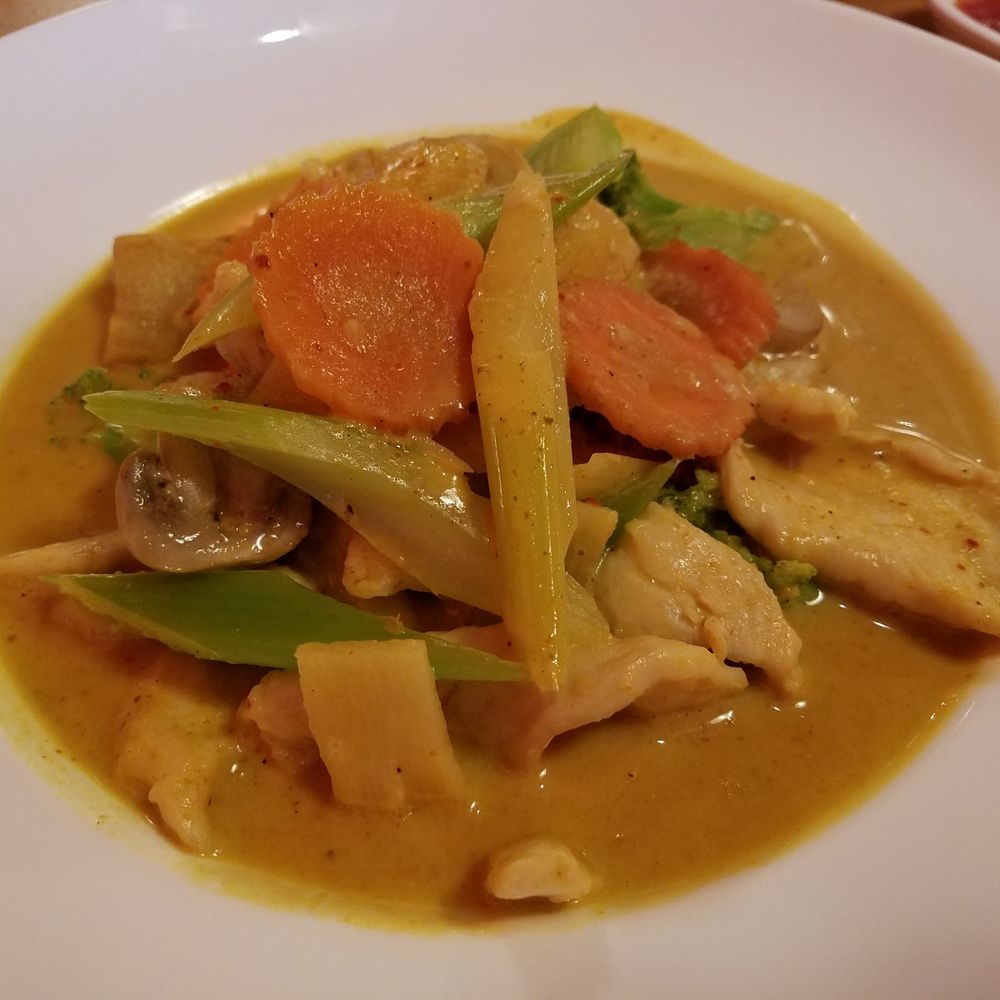 Wasabi Thai - Chicken in yellow curry - Japanese Near Me - Bayonne, New Jersey Wasabi Thai - Chicken in yellow curry - Japanese Near Me - Bayonne, New Jersey