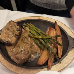 Eastlyn Golf Course & The Greenview Inn - Filet Mignon