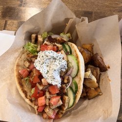Vegout LV - Veggie Chicken gyro is