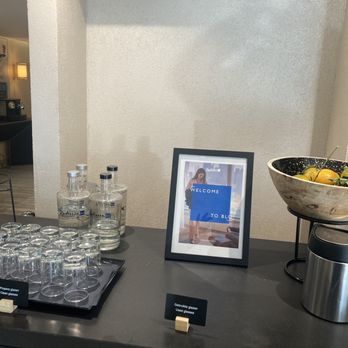 Radisson Blu Astrid - Lobby water! - Hotels Near Me - Antwerp, VAN Radisson Blu Astrid - Lobby water! - Hotels Near Me - Antwerp, VAN