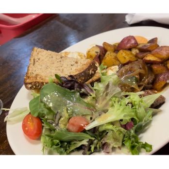 Cafe Bonjour - Steak Tips & Egg Plate - Breakfast & Brunch Near Me - Boston, Massachusetts Cafe Bonjour - Steak Tips & Egg Plate - Breakfast & Brunch Near Me - Boston, Massachusetts