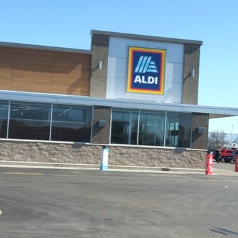 ALDI - a car parked in front of a store - Grocery Near Me - Muskegon, Michigan ALDI - a car parked in front of a store - Grocery Near Me - Muskegon, Michigan