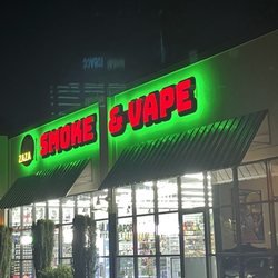 Zaza Smoke & Vape - The front of the store