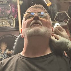 Midgard Tattoo Company - Lobe piercing
