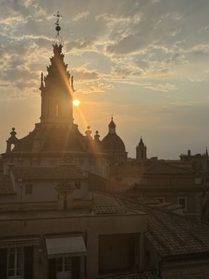 Divinity Restaurant & Lounge Bar by null