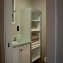 Comfy European Style Vacation Rental - Linens included