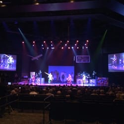Seacoast Grace Church - Awesome Drum / Song performance by Chad Smith.