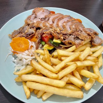Viet Thai Foods - Grilled duck with french fried - Asian Fusion Near Me - Zlín, ZL Viet Thai Foods - Grilled duck with french fried - Asian Fusion Near Me - Zlín, ZL