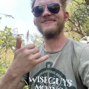 WiseGuys Moving - Movers Near Me - Englewood, Colorado WiseGuys Moving - Movers Near Me - Englewood, Colorado