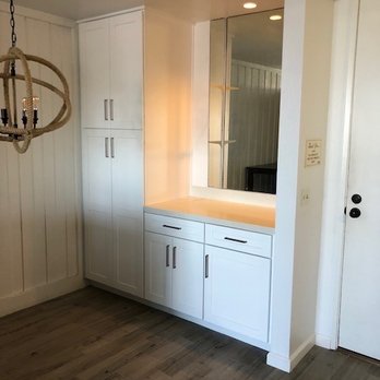 Tower Nine Kitchen & Bath Remodeling - Bar area - General Contractors Near Me - Oceanside, California