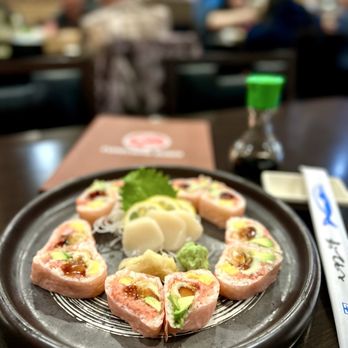 Fumiyama Sushi - Sweetheart Roll $16 - Sushi Bars Near Me - Eatontown, New Jersey Fumiyama Sushi - Sweetheart Roll $16 - Sushi Bars Near Me - Eatontown, New Jersey