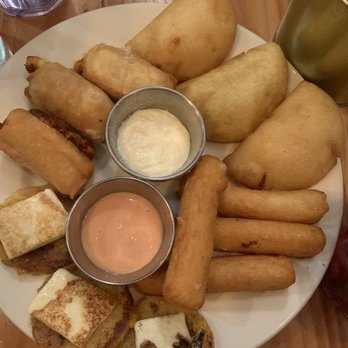 Arepas Cafe - Venezuelan Near Me - Astoria, New York
