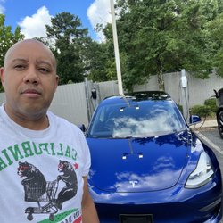 Tesla Motors Atlanta-Decatur - Yes! I'm all electric now!