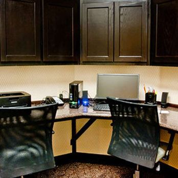 Hampton Inn & Suites Denison - Business Center - Hotels Near Me - Denison, Texas