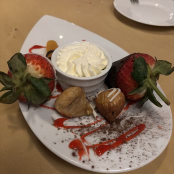 Hugo's Cellar - Chocolate covered strawberries with apricots and figs - American Near Me - Las Vegas, Nevada