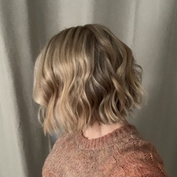 Honey Salon - Babylights, lowlights, cut, and style by Angie! - Hair Stylists Near Me - Sacramento, California Honey Salon - Babylights, lowlights, cut, and style by Angie! - Hair Stylists Near Me - Sacramento, California