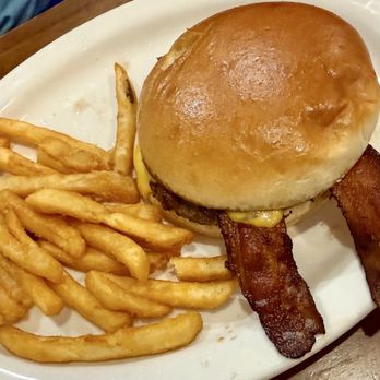 Texas Cafe Diner - Kids Cheeseburger with bacon - Breakfast & Brunch Near Me - Royse City, Texas Texas Cafe Diner - Kids Cheeseburger with bacon - Breakfast & Brunch Near Me - Royse City, Texas
