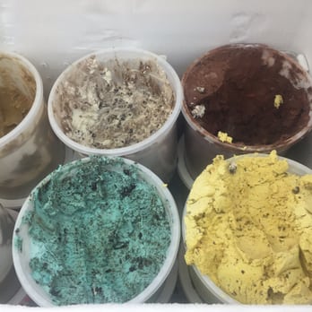 Ice Cream On 9 - Ice cream! 140 flavors! - Ice Cream & Frozen Yogurt Near Me - Howell, New Jersey