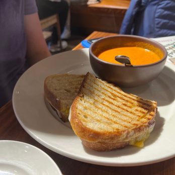 Barnes & Noble - Grilled cheese and tomato soup - Bookstores Near Me - Scarsdale, New York