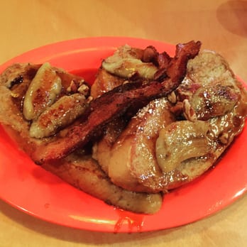 Arturo's Underground Cafe - Cafes Near Me - Austin, Texas