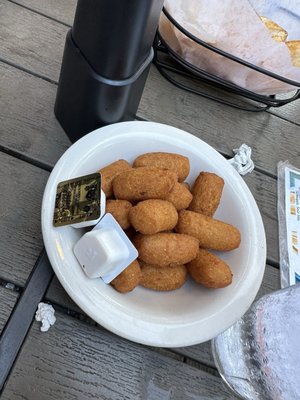 SeaWitch Cafe & Tiki Bar by null